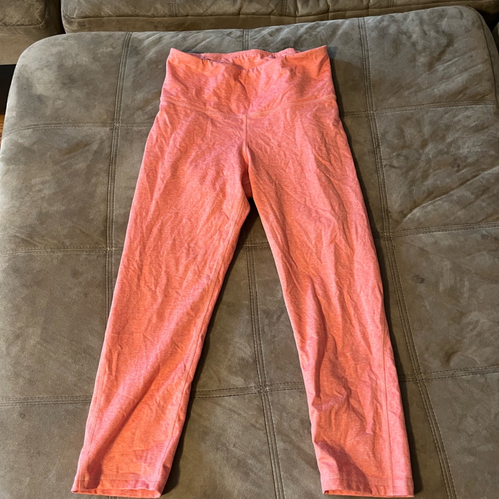 Capri length workout leggings